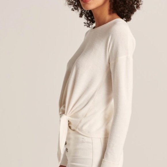Abercrombie Long Sleeve Cozy Side Tie Top - Picture 3 of 5